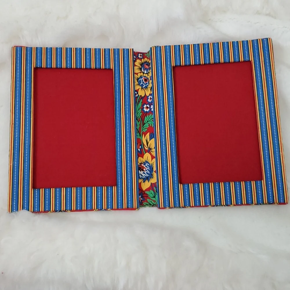 Vera Bradley red floral photos frame